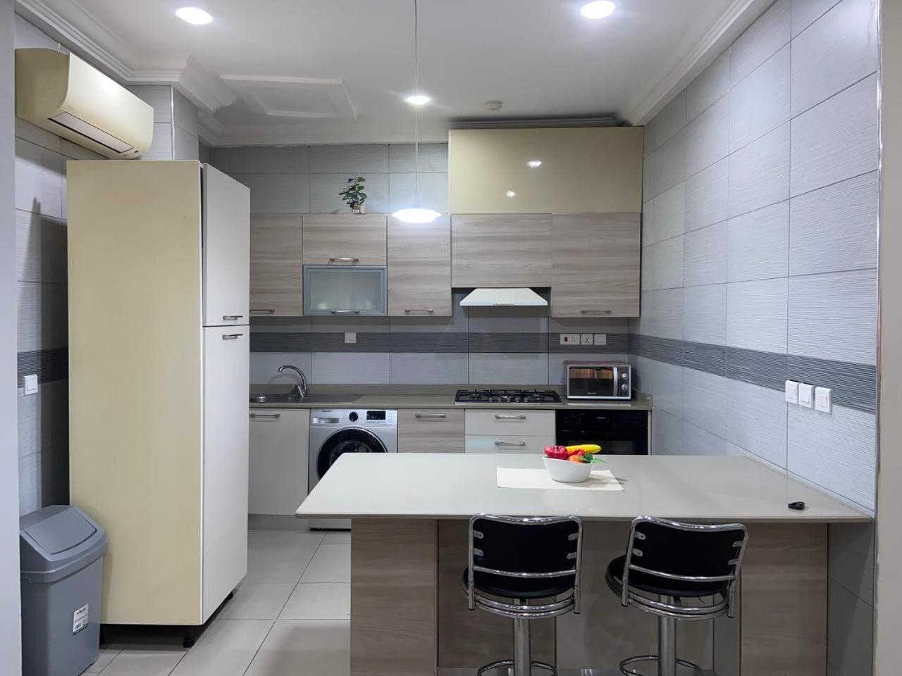 Queens View Apartment Accra Exterior photo