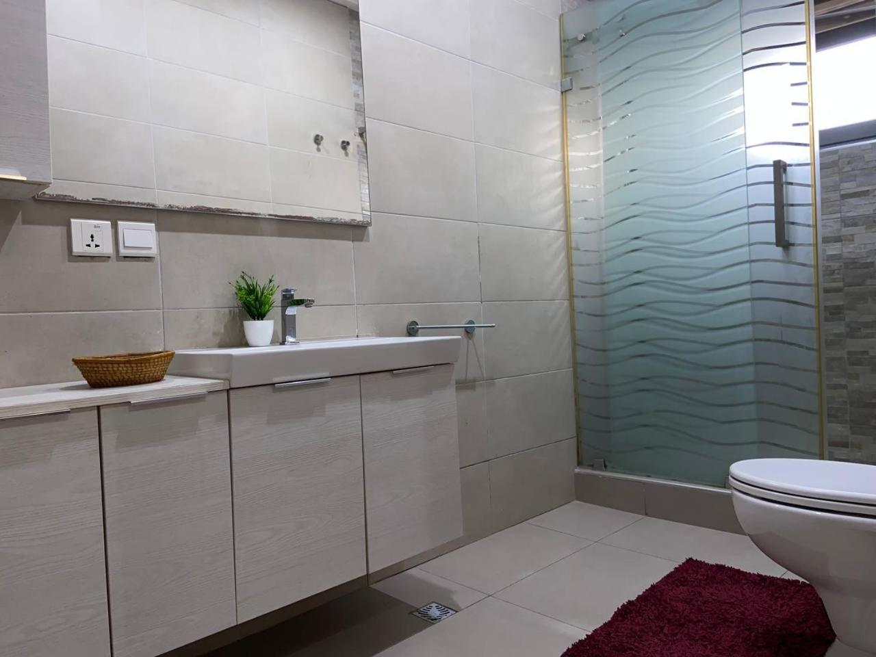Queens View Apartment Accra Exterior photo