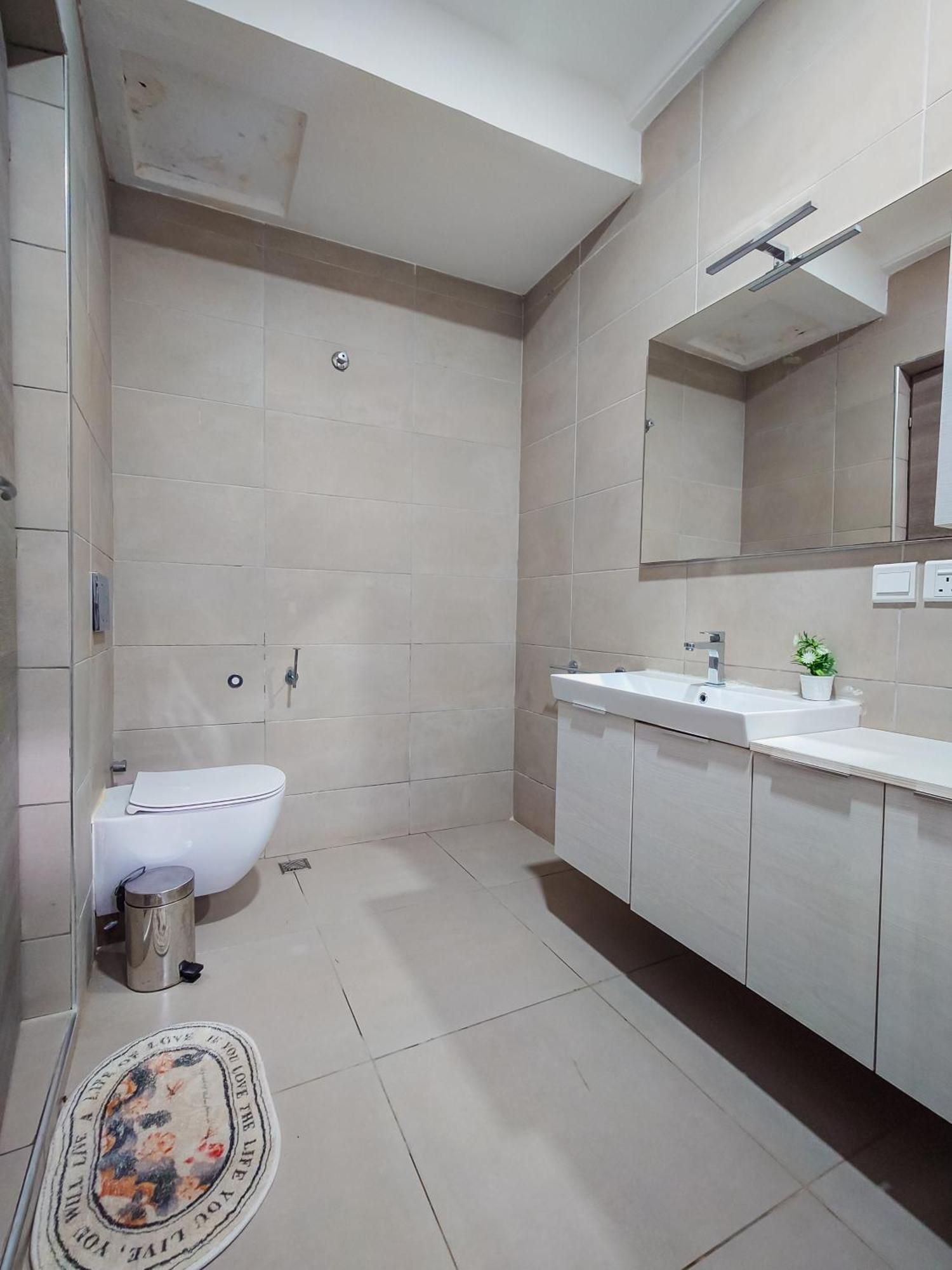 Queens View Apartment Accra Exterior photo