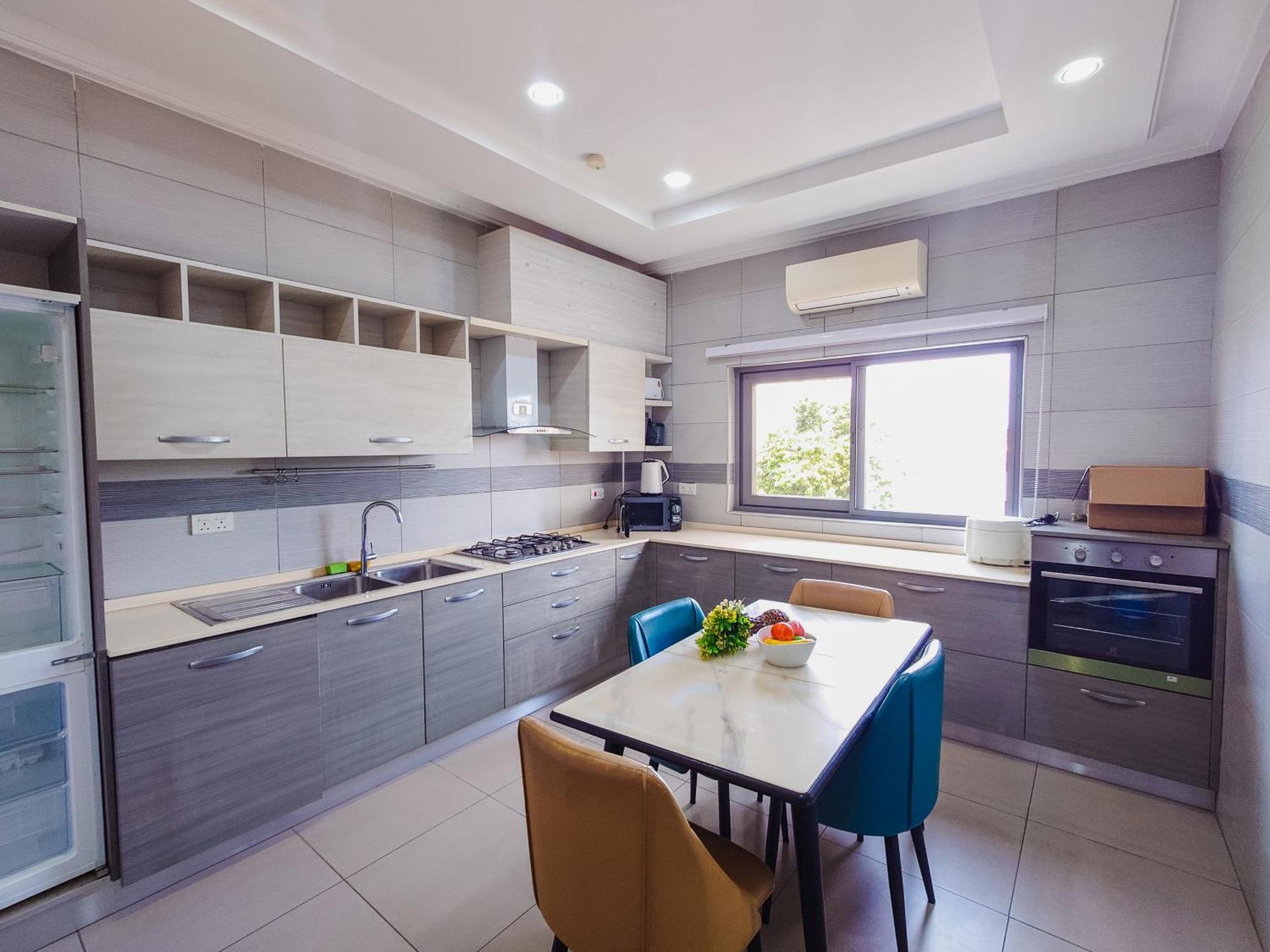 Queens View Apartment Accra Exterior photo