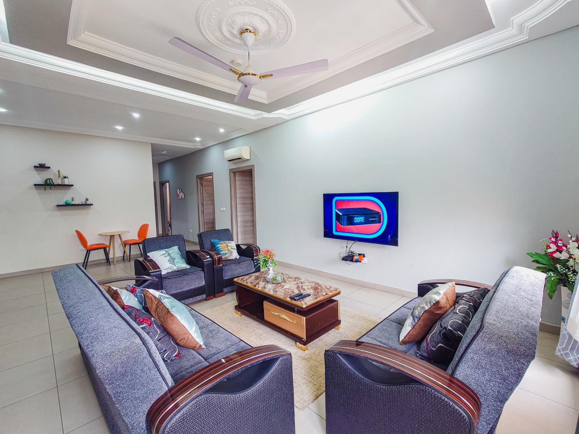 Queens View Apartment Accra Exterior photo